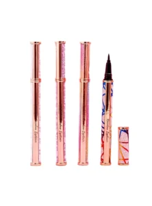 Delineador en plumon con sello Revel super black Flower Secret